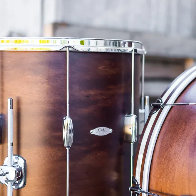 C&C badge on a Walnut Player Date II tom