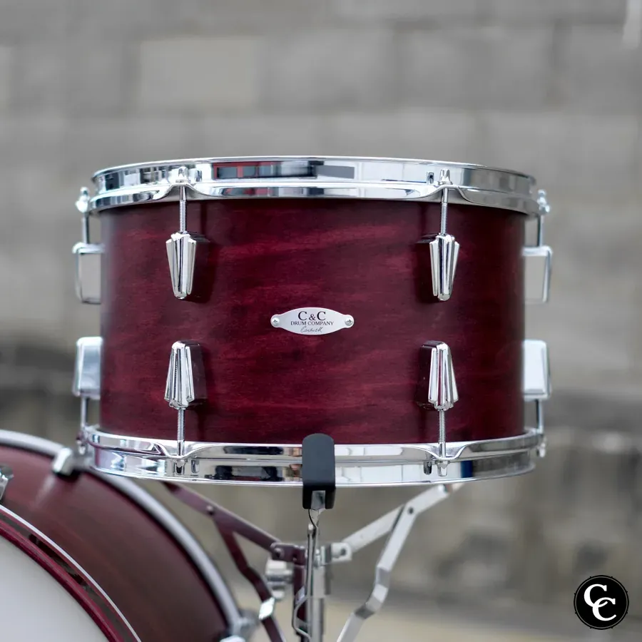 C&C badge on a Cherry Cola Maple Gum tom