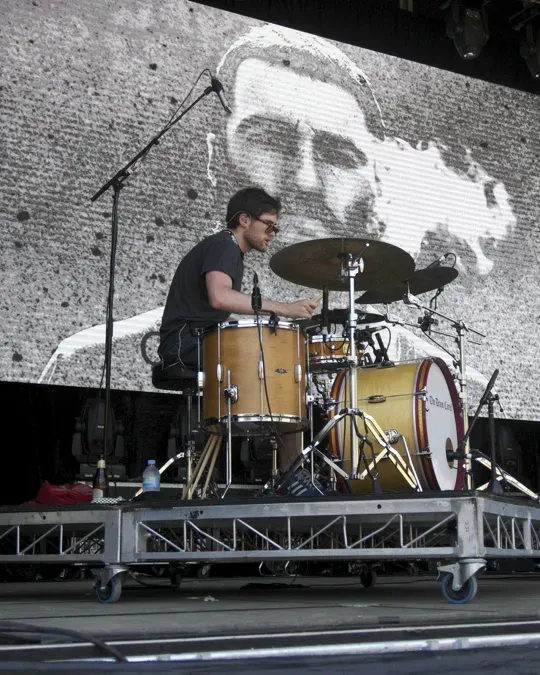 Sam Hirschfelder, Benjamin Booker, playing C&C drums